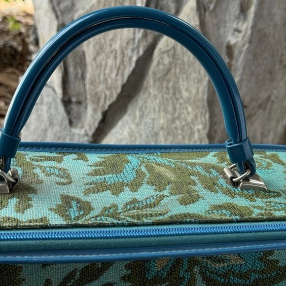VINTAGE AVON Retro Sales Rep Blue Floral Green Tapestry Mini Suitcase 70s - Picture 4 of 10
